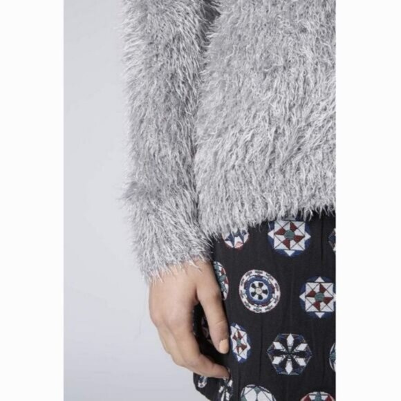 TOPSHOP Cozy Eyelash Fuzzy Crewneck Sweater w/ Sparkle Sz 4 - Picture 9 of 10